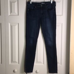 Universal Thread Jeans